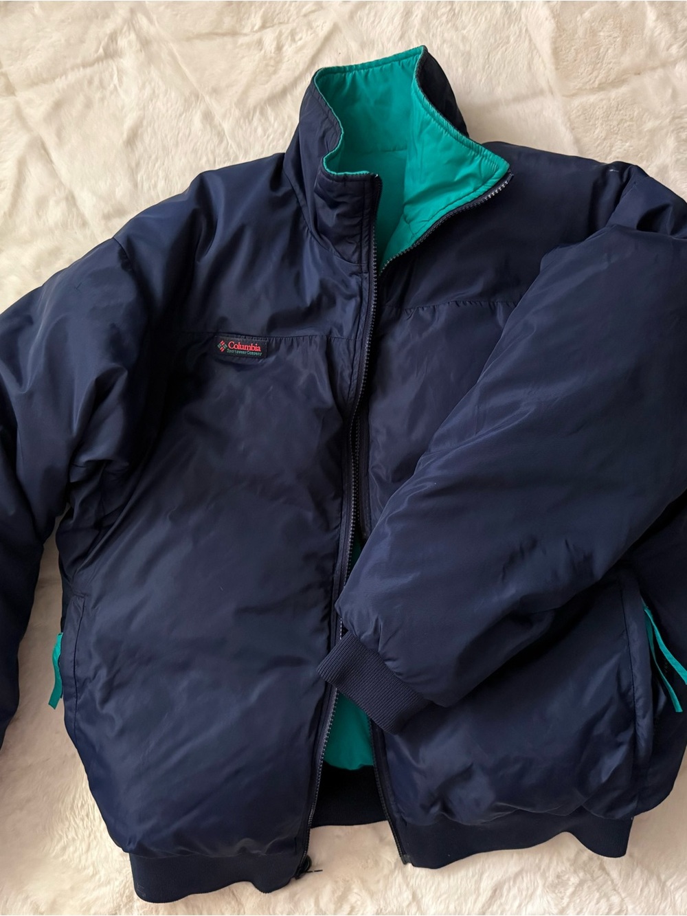 LIKE NEW! Columbia Men's Navy Jacket with Teal Lining